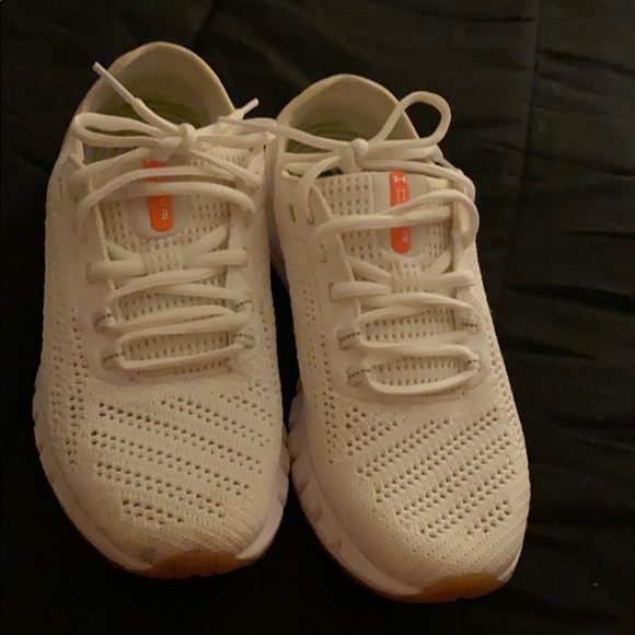Under Armour Shoes - Under armor shoes women’s size 7